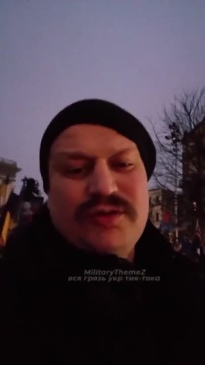 «Убери отсюда всё, люди тут отдыхают»: Киевлянин потребовал убрать аллею флажков в центре Киева, символизирующие двухсотых ВСУшников