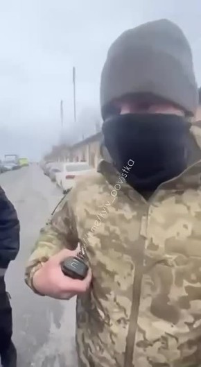 Киев дал отпор людоловам в балаклавах