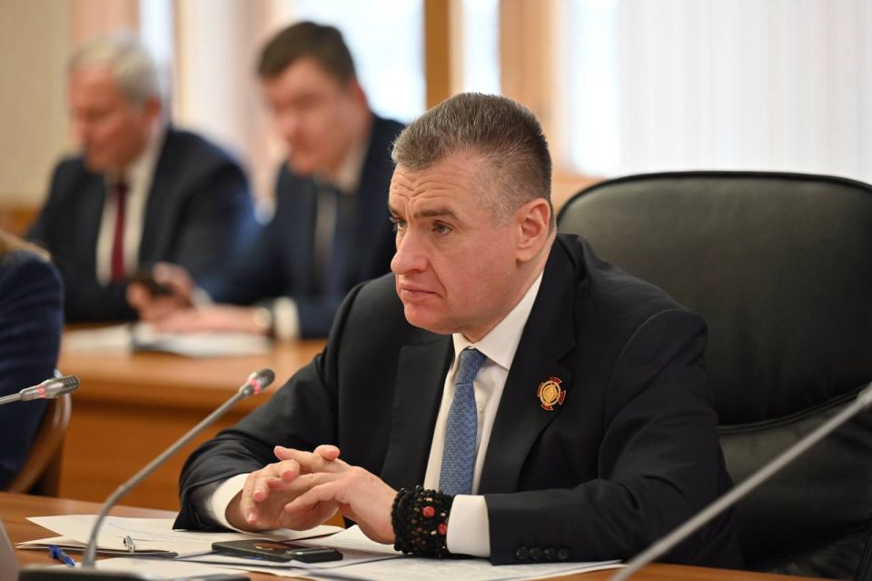 ������ �������: ������� ��������������� ���� �� ������������� ����� ������ ����� � ��� ����� - ����� ��������� � ������� ��������� �������������� �� ����� � �������� �����������