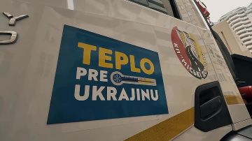 В Одессе чиновники привезли генератор к одному из ЖК, сняли об этом видео, сделали фото, а затем погрузили все обратно и уехали