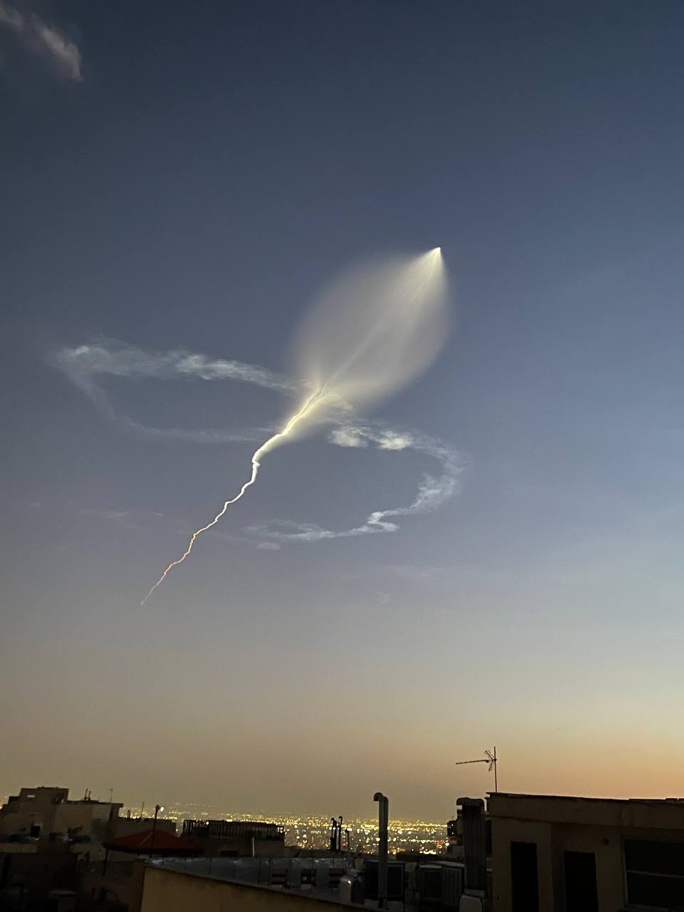 Новые кадры запуска гиперзвуковых ракет из Ирана; Новые кадры запуска гиперзвуковых ракет из Ирана;