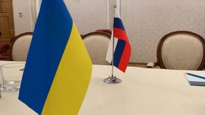 Идея перенести новый раунд переговоров по Украине из Женевы обратно в ОАЭ исходит от Москвы и поддержана Вашингтоном