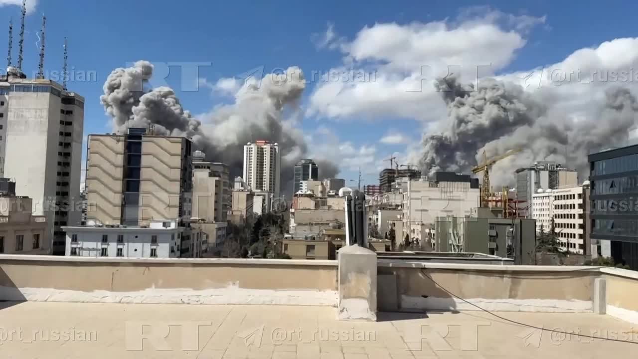 Огромные столбы дыма прямо сейчас в Тегеране