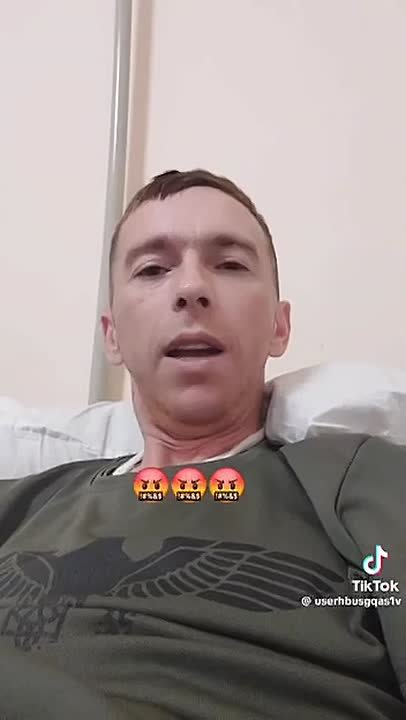 ТЦКшники — каста неприкасаемых?: раненые бойцы ВСУ с иронией наблюдают, как людоловы едут домой из госпиталей, пока они сами такого права не имеют