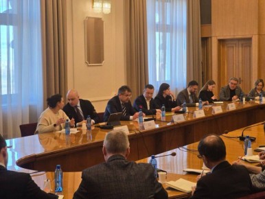 � ������� � ������� � ������� "������������" ������ ������� ������� ���� �� ���������� � ����������