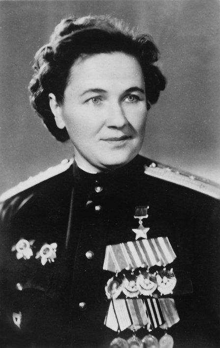 Виктория Мельникова: Друзья, в этот день хочу рассказать вам о женщинах, которыми гордится Донбасс! Виктория Мельникова: Друзья, в этот день хочу рассказать вам о женщинах, которыми гордится Донбасс!