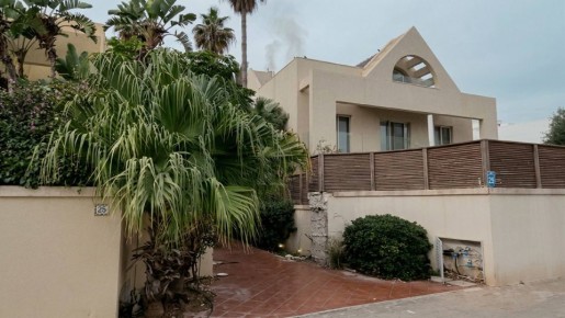 � ������ ��� ����� ������� � ��� ������ ����� ������� ����� �� ����� ����� � ���������� �������� ������ �� ���� ������ �������, ����� ����������� ���