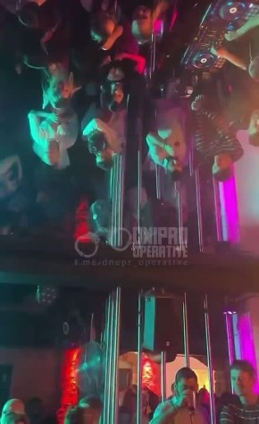 � ������ ������� ���� ������� ������ ���������� �� ����� � ������� �������