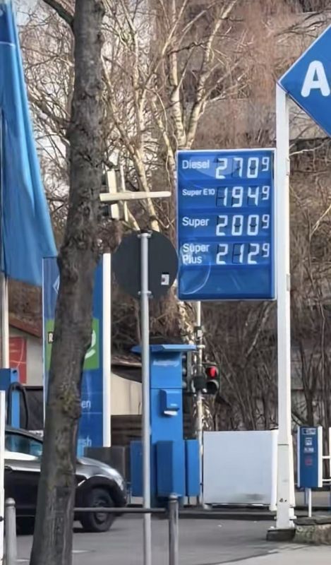 Контроль по-немецки: Бензин будет дорожать медленно, но каждый день Контроль по-немецки: Бензин будет дорожать медленно, но каждый день