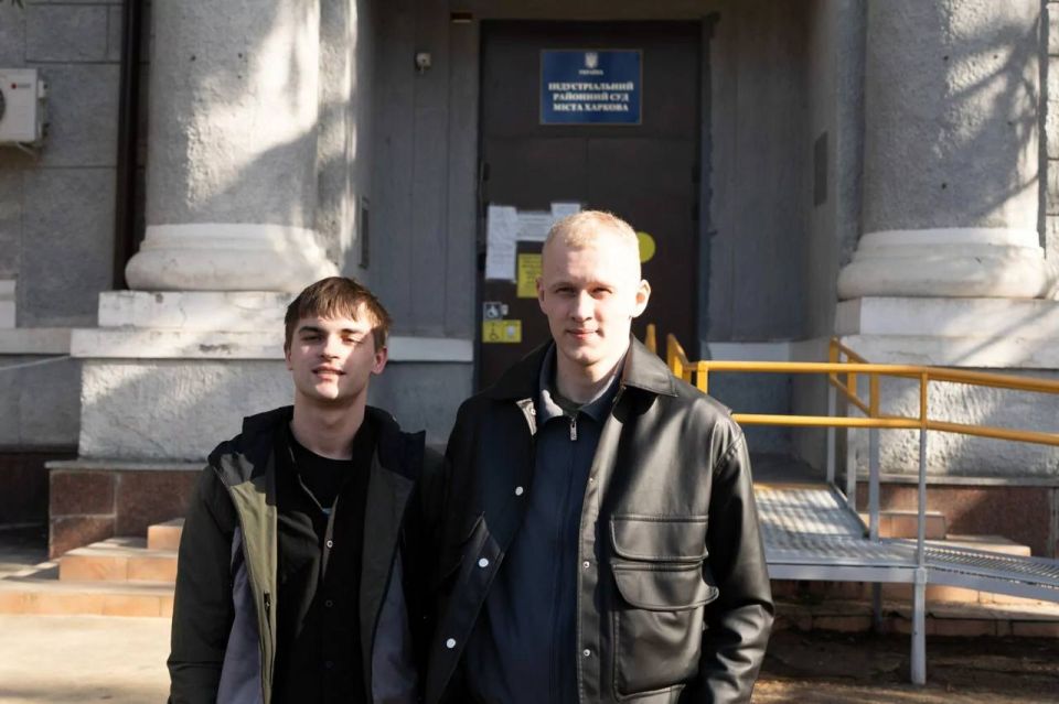 Харьковские "Ромео" в поисках семейного счастья и признания Харьковские "Ромео" в поисках семейного счастья и признания