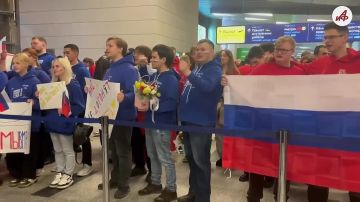 � ������ ��������� ���������� �������������, ����������� � ��� � ������