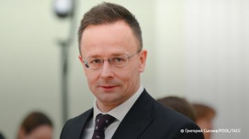 Украина снимет нефтяную блокаду Венгрии после выборов в парламент республики, заявил Сийярто: