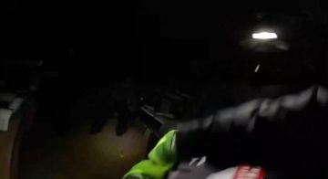 ��������������� ����������� The Earthquake Faction ����� �� ���� ��������������� �� ������ ������������ ���� � ������� ������ ���������, ��� ������ ����� ��� ������� � �������