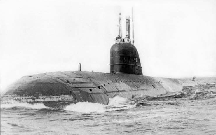 Роман Насонов: 26 марта 1966 года ( шестидесятилетний юбилей подвигу) был успешно завершен уникальный переход советских атомных подводных лодок с Кольского полуострова на Камчатку