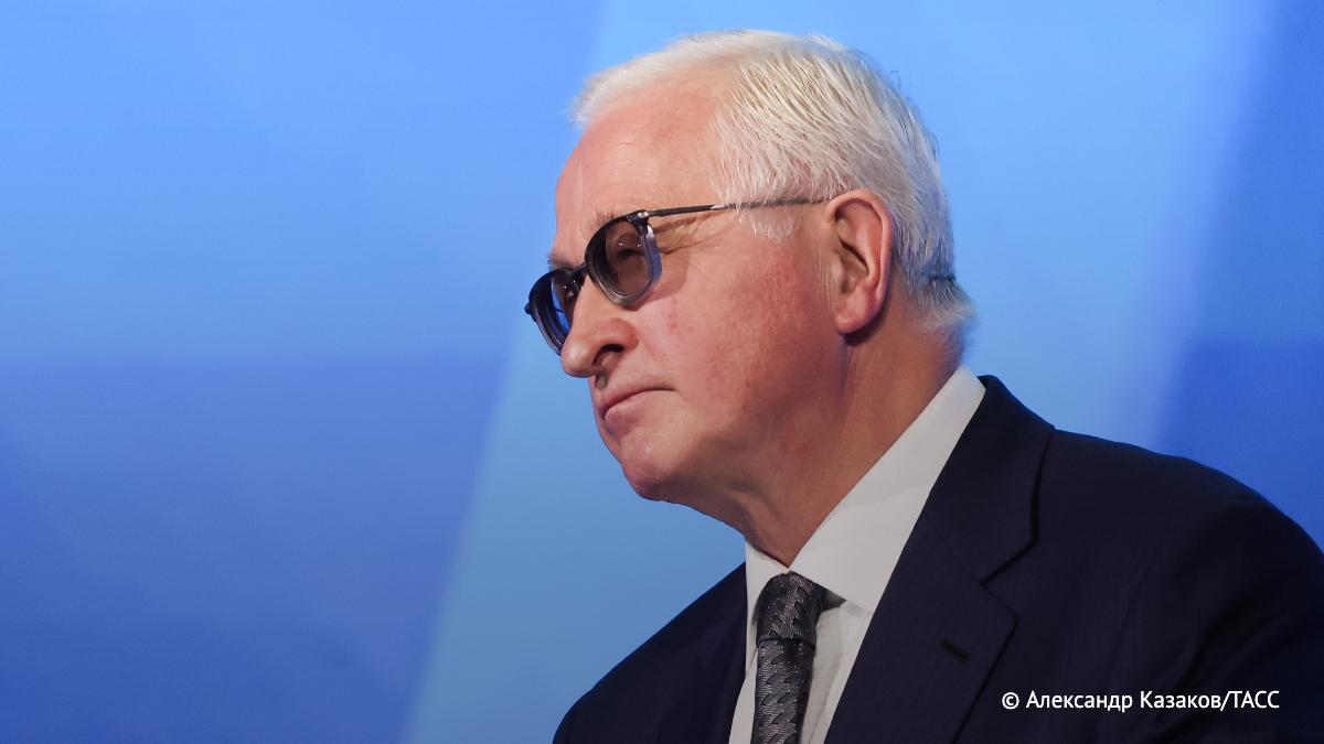 Не похоже, что Украина слушает американскую сторону по вопросам урегулирования, заявил Шохин по итогам встречи Путина с бизнесом