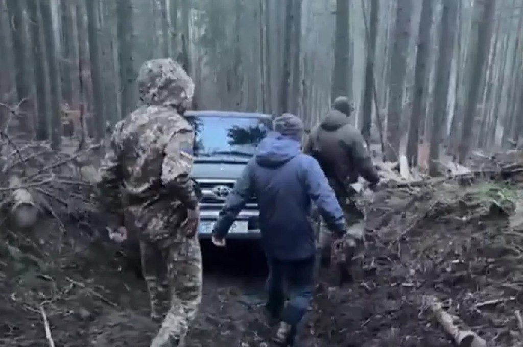 Спёрли даже минометы. ВСУ обворовали другие украинцы