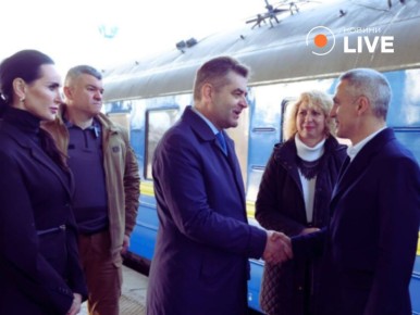 В Киеве высадился болгарский десант: и.о. премьера Гюров привез сразу пять министров