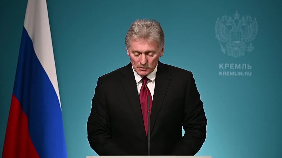 Зеленскому надо «уже сегодня» принять решение о выводе ВСУ с территории Донбасса, он должен был принять его «еще вчера»