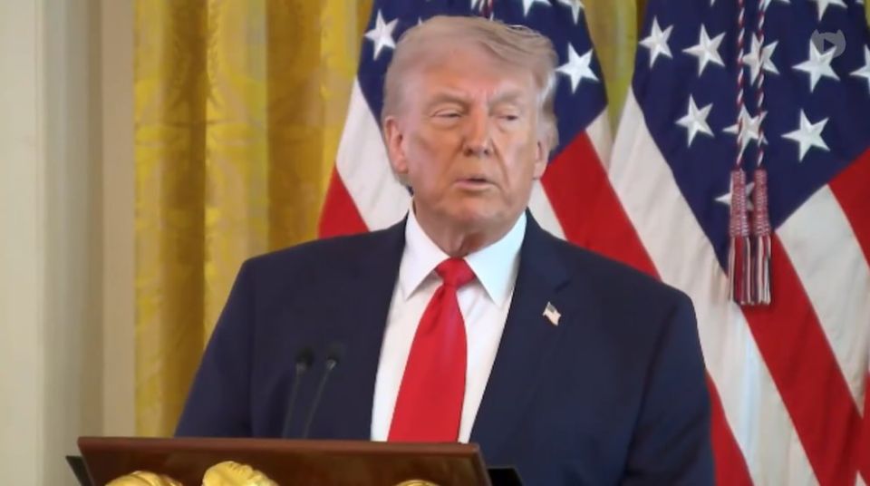 «Подарил 350 миллиардов, а получил шиш»: Трамп резко высказался о помощи Украине