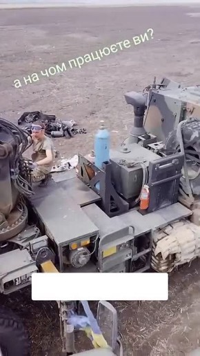 В марте 2026 года был уничтожен довольно интересный образец - бронированный эвакуатор американского производства Oshkosh M1089A1P2 MTV