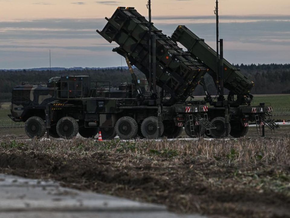 ��� ������ ��������� �� ������ ������������ Patriot ��-�� �������� �����������, ����� Business Insider