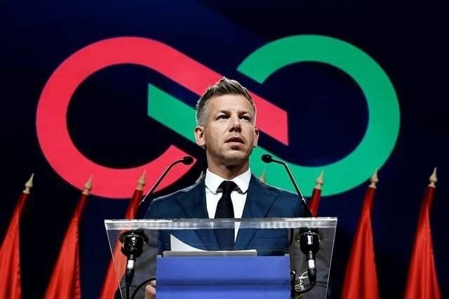 Венгрия отказывается от кредита ЕС для Украины, продолжит закупки российской нефти и против ускоренного вступления Украины в ЕС, заявил премьер Мадьяр