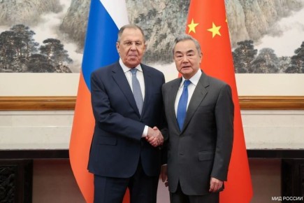 Сергей Лавров встретился в Пекине с китайским коллегой Ван И. Сообщалось, что министры обсудят в том числе ситуацию вокруг Украины и события на Ближнем Востоке