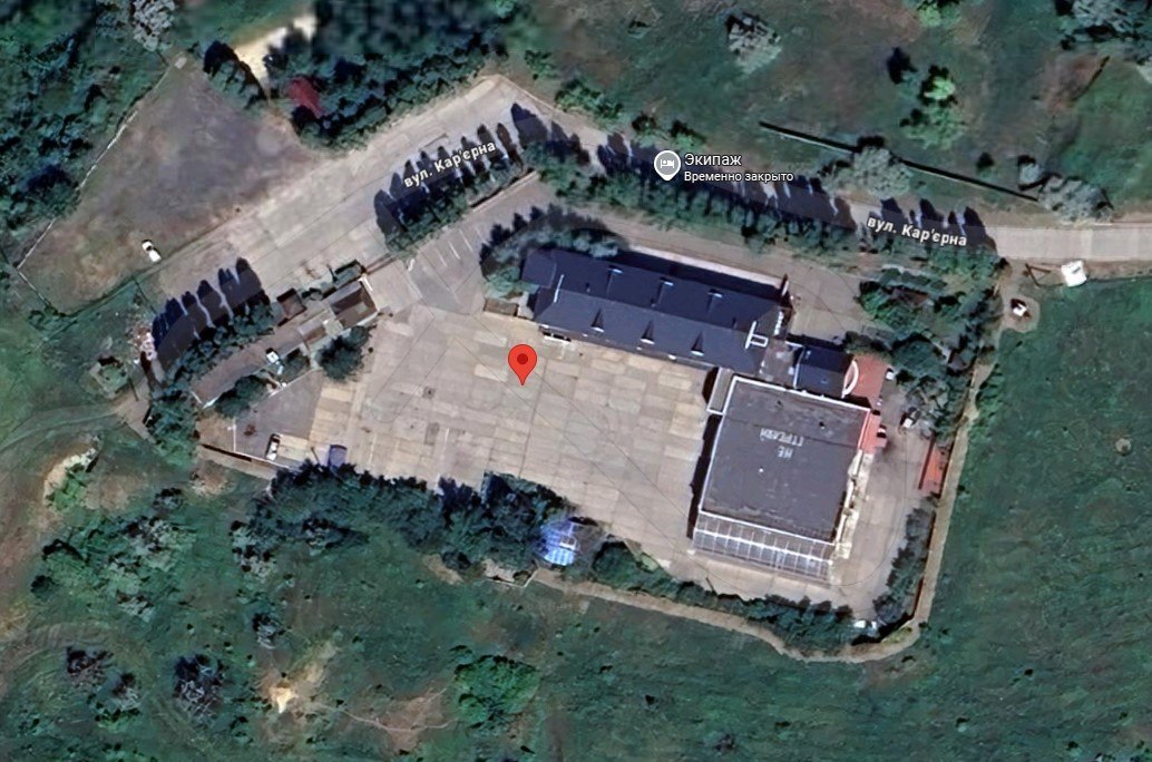 Удар в Черкасской Лозовой в Харьковской области был нанесён по "временно неработающей" гостинице "Экипаж" Удар в Черкасской Лозовой в Харьковской области был нанесён по "временно неработающей" гостинице "Экипаж"