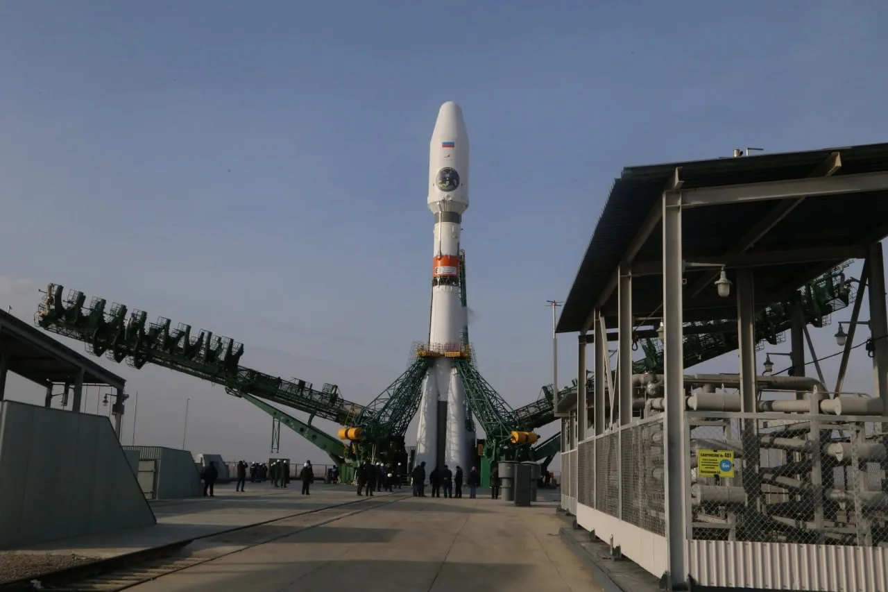 ВКС РФ запустили ракету-носитель среднего класса "Союз-2.1б" с космодрома Плесецк, сообщили в Минобороны РФ