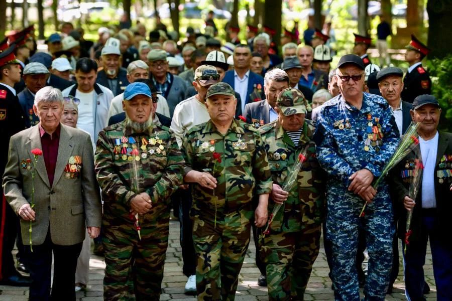Посольство России в Киргизии: Посольство России в Киргизии: