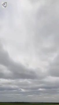 ����� ����������� �����-��������� �������-2� ����� �� ������������������� ���������� ��� STASH � �������� AGM-114 Hellfire � ��� (����������������, ��������� RADA)