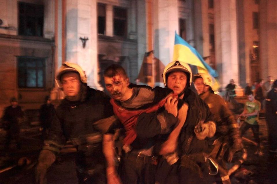 В двенадцатую годовщину трагедии в одесском Доме профсоюзов официальный представитель МИД России Мария Захарова напомнила о масштабах произошедшего и провела исторические параллели В двенадцатую годовщину трагедии в одесском Доме профсоюзов официальный представитель МИД России Мария Захарова напомнила о масштабах произошедшего и провела исторические параллели