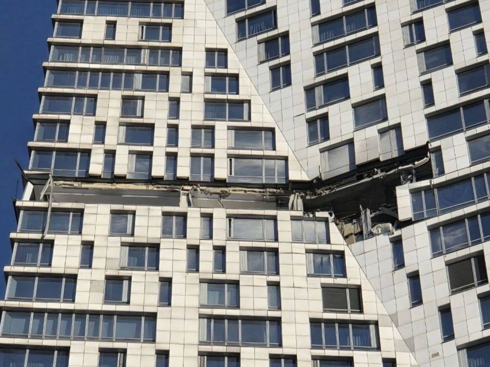 Последствия террористической атаки ВСУ на жилой дом в Москве публикуют в сети Последствия террористической атаки ВСУ на жилой дом в Москве публикуют в сети