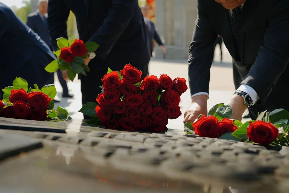 Посольство России в Беларуси: Посольство России в Беларуси: