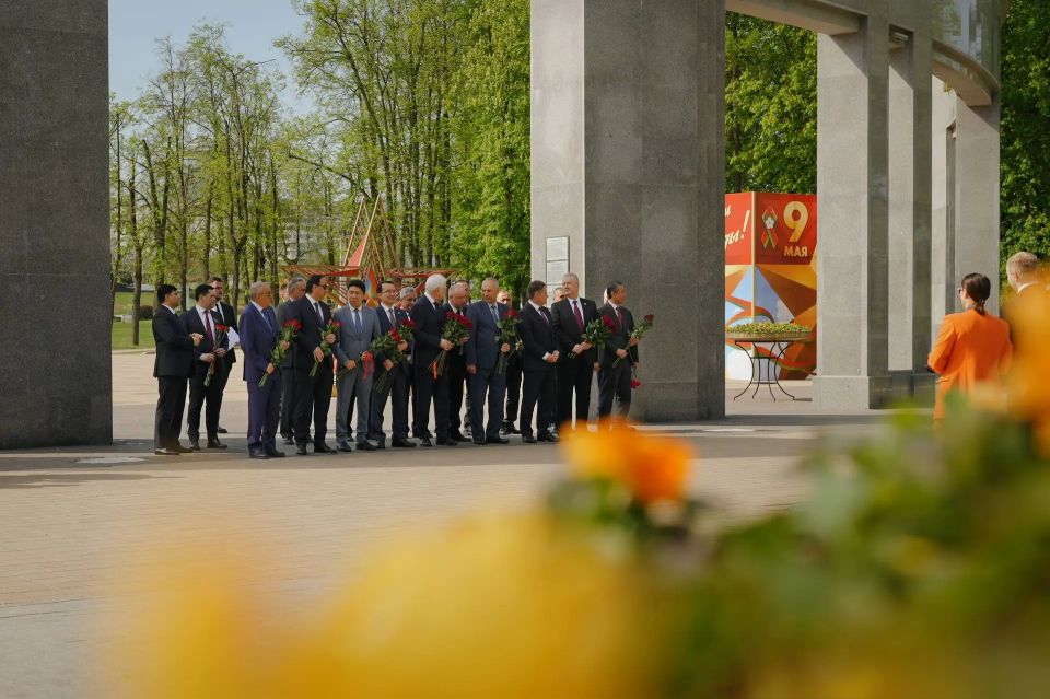 Посольство России в Беларуси: Посольство России в Беларуси: