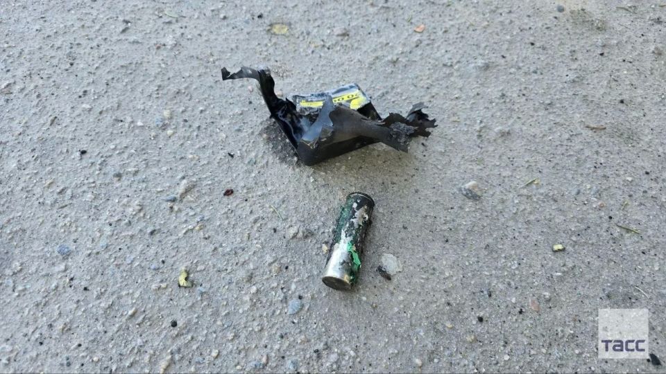 Фотокорреспондент ТАСС Александр Полегенько попал под удар украинского беспилотника в центре Васильевки Запорожской области во время объявленного Зеленским "режима тишины" Фотокорреспондент ТАСС Александр Полегенько попал под удар украинского беспилотника в центре Васильевки Запорожской области во время объявленного Зеленским "режима тишины"