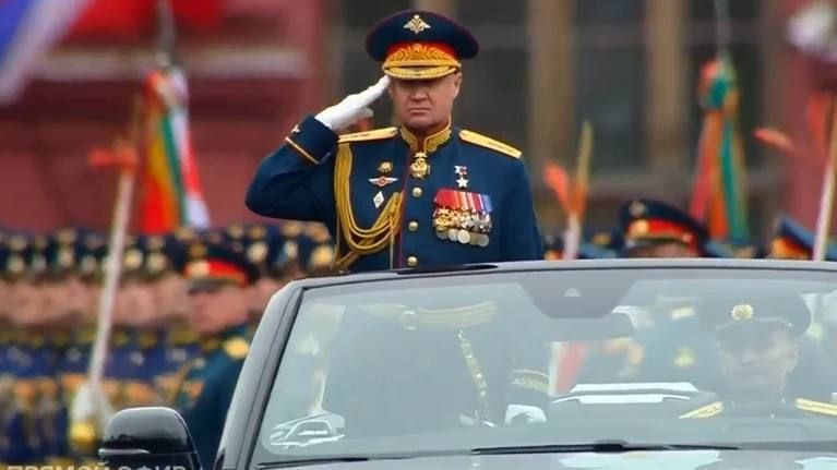 Александр Коц: Парад специального назначения Александр Коц: Парад специального назначения