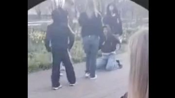� ������ ������ 14-������� �������� � ��������� �� ������