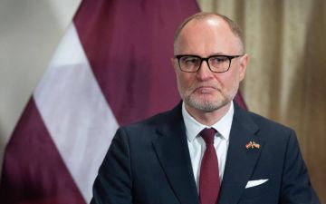 Ушедший в отставку министр обороны Латвии устроил скандал