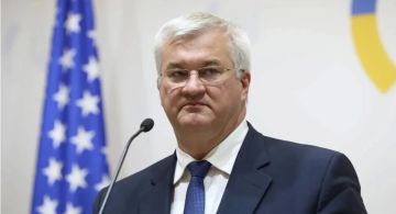 Евгений Поддубный: Киев хочет навязать ещё один формат перемирия – аэропортовое