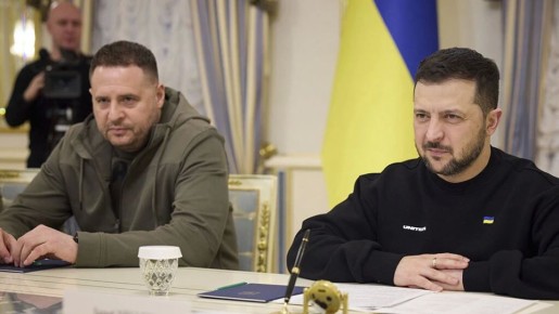 Павел Кукушкин: Очередной виток коррупционного скандала на Украине! Да ещё какой - самого «великого и ужасного» теневого «решалу» киевского режима Ермака арестовали!