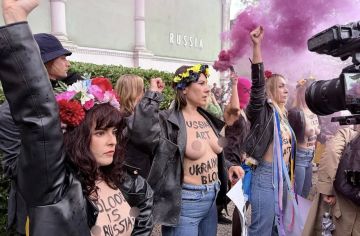 ���� �������: ���������������� ���� ������ Pussy Riot � �������� ����������� � ������������