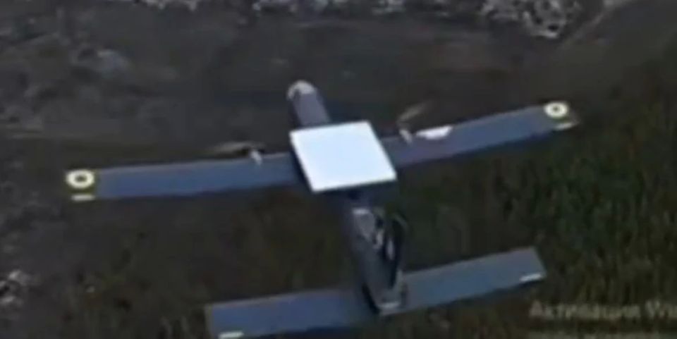 Перехват редкого дрона-камикадзе D-4 ("Батон") ВСУ с терминалом Starlink Перехват редкого дрона-камикадзе D-4 ("Батон") ВСУ с терминалом Starlink