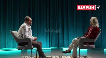 Даниил Безсонов: Глава офиса Зеленского Ермак не был женат и заказывал ведьме смертельные порчи на своих врагов только для того, чтобы подкатить к этой женщине