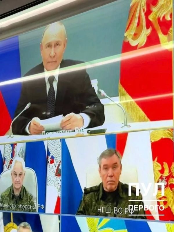 Путин и Лукашенко связались по видео-конференц-связи в ходе совместной тренировки ядерных сил