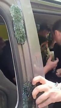 Записки ветерана: На Украине очередь из добровольцев, желающих защищать режим военного директора Зеленского, говорили они