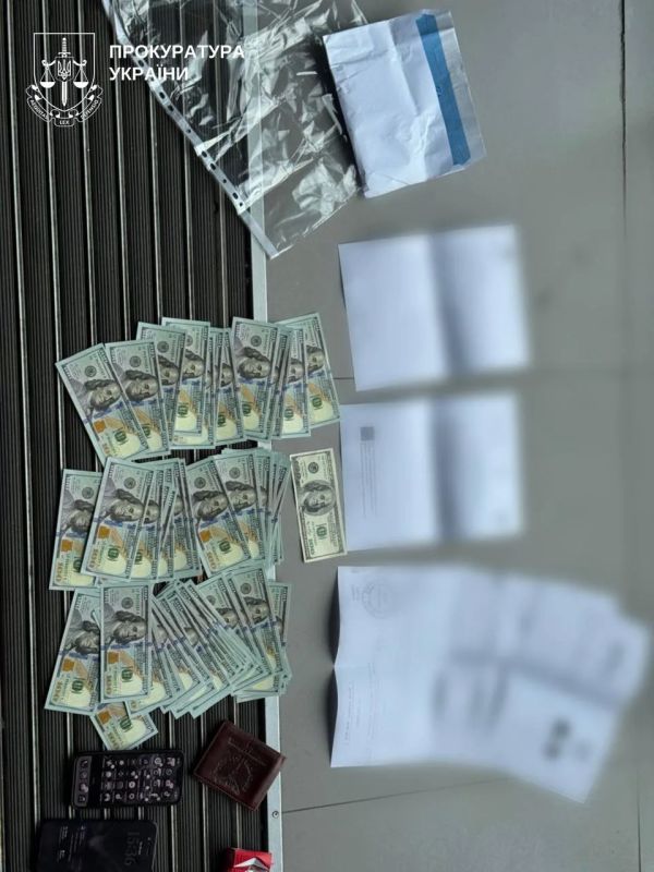 $8 000 за «бронь» и выезд за границу - разоблачена схема спасения незаконной переправки мужчин $8 000 за «бронь» и выезд за границу - разоблачена схема спасения незаконной переправки мужчин
