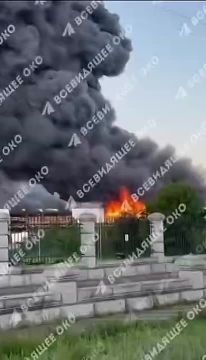 Вблизи Киева произошел пожар на складах