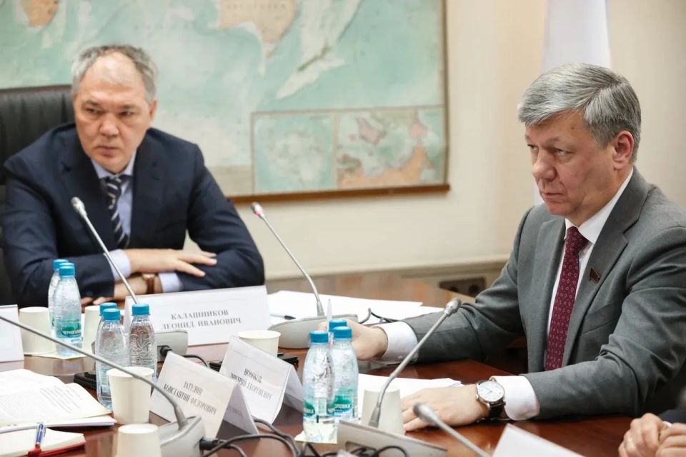 Пётр Толстой: Ситуация в Армении перед парламентскими выборами чем-то напоминает Украину перед евромайданом Пётр Толстой: Ситуация в Армении перед парламентскими выборами чем-то напоминает Украину перед евромайданом