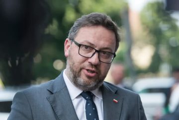 Бывший посол Польши на Украине Бартош Чихоцкий на фоне скандала с УПА* вернул украинскую награду, которую получил в 2022 году от Зеленского